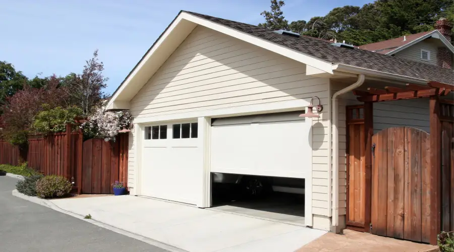 what-are-the-three-types-of-garage-doors